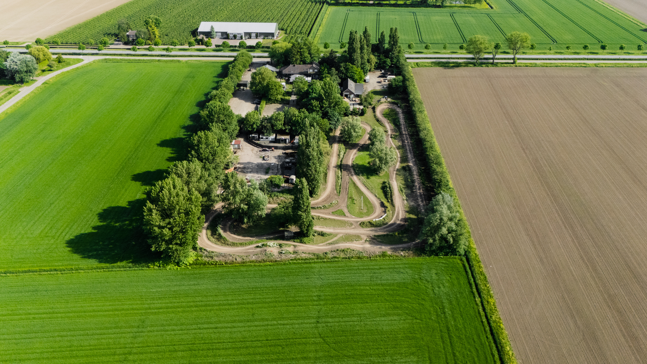 Vrij rijden Motocross & Enduro met huur motor>>prijs per uur